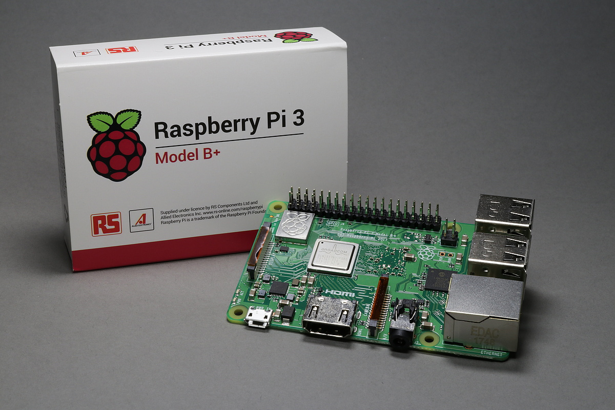 Display Raspberry Pi 3 B Raspberry Pi 3 B + quad core 1.4 GHz + 1 GB RAM - OpenDisplayCase
